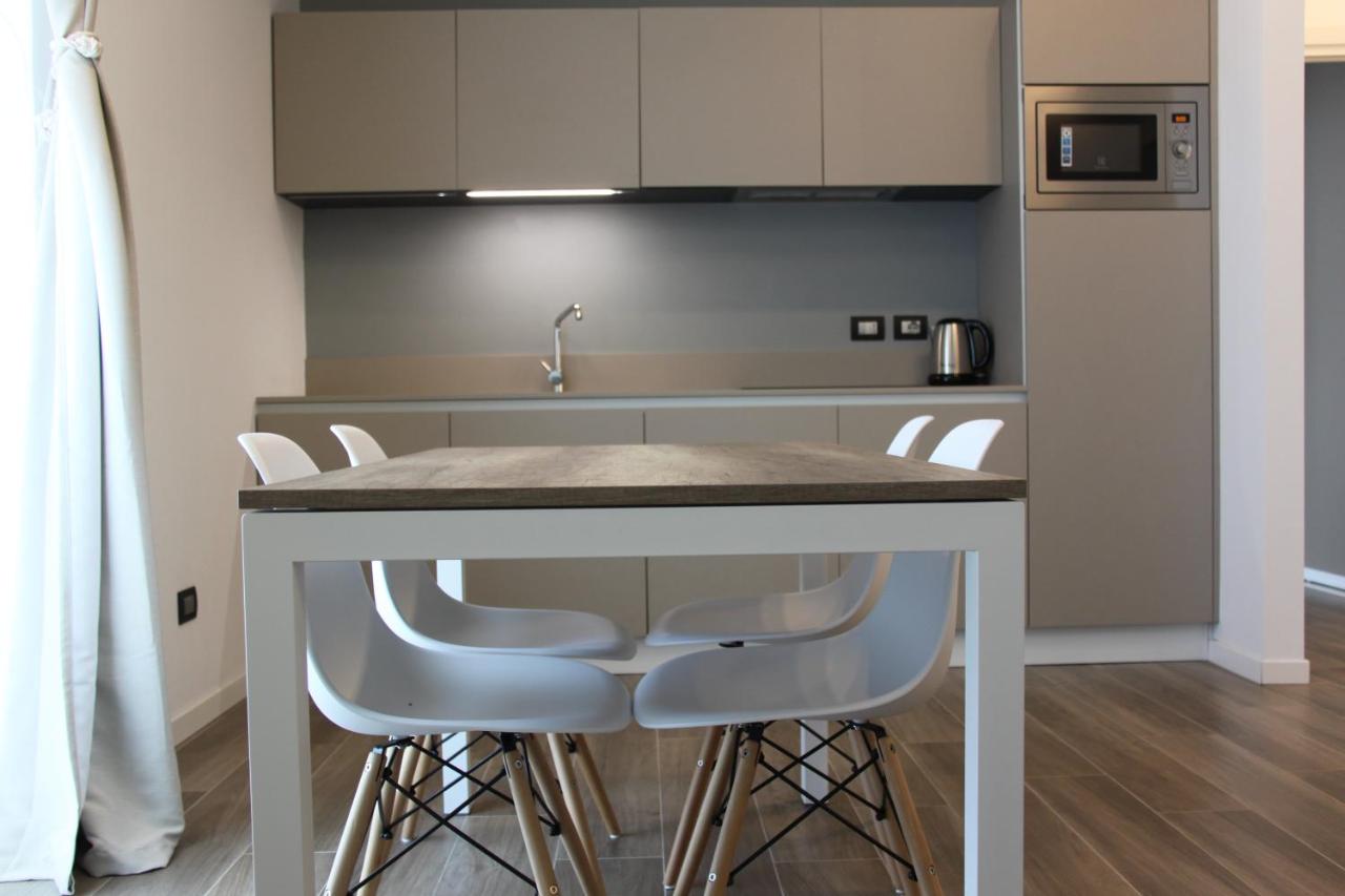 CALLA, CALLUNA & GARDENIA APARTMENTS - Bed and Breakfast Verona