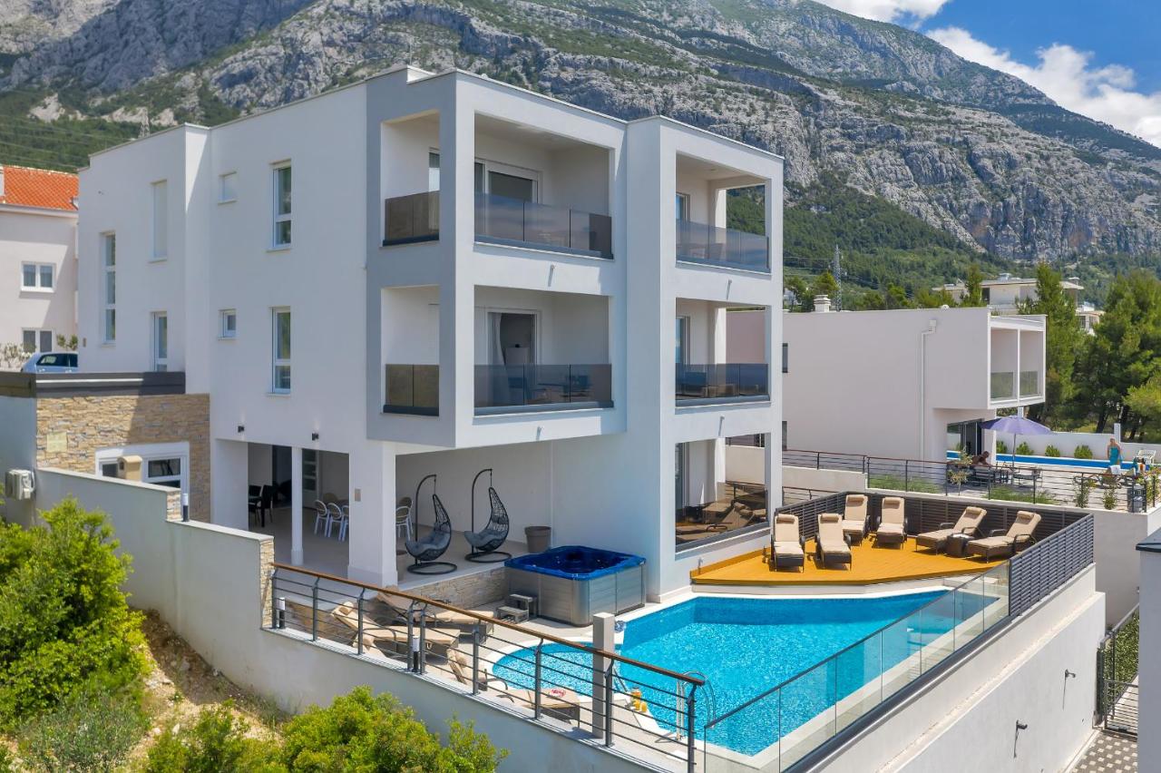 Apartments Villa Medo - Ferienwohnung Makarska