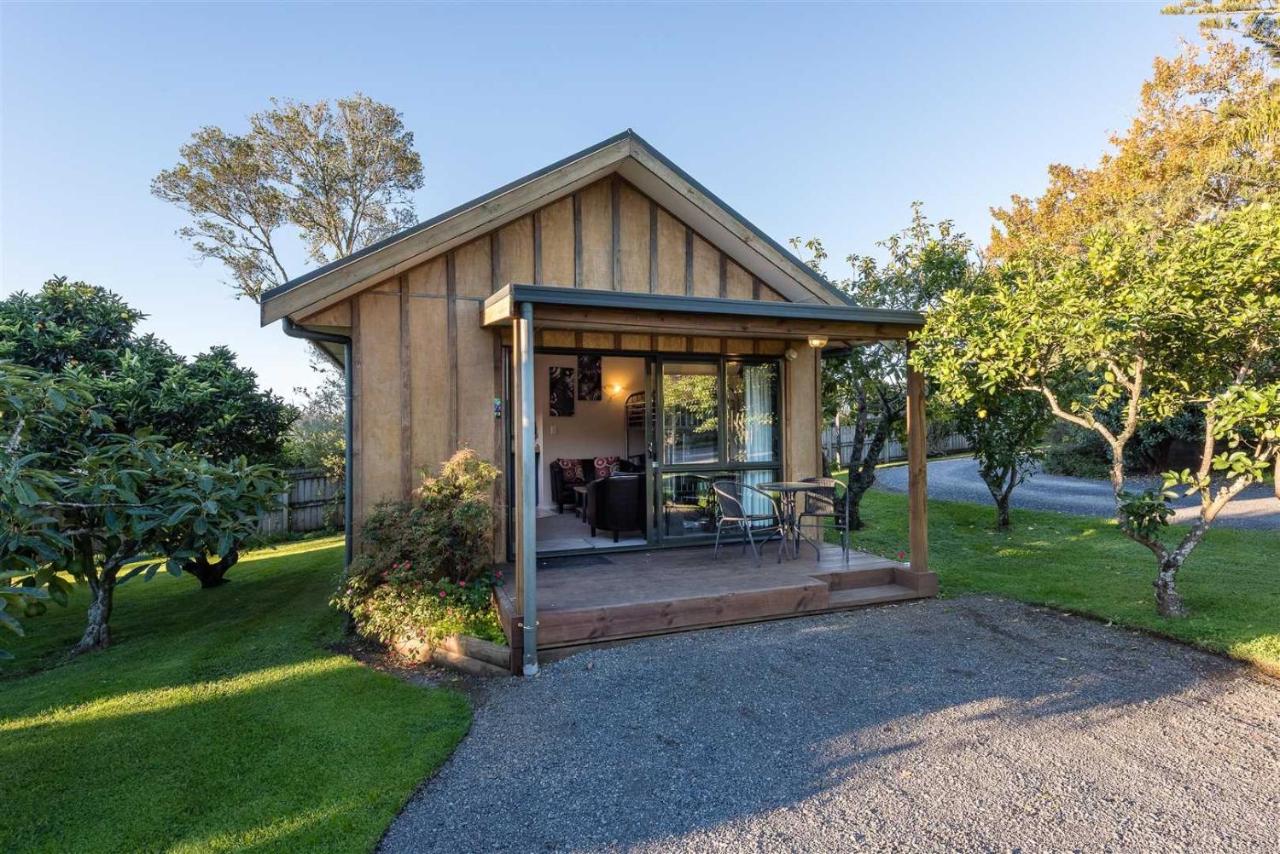 B&B Kerikeri - Kerigold Secluded Chalets Motel - Bed and Breakfast Kerikeri