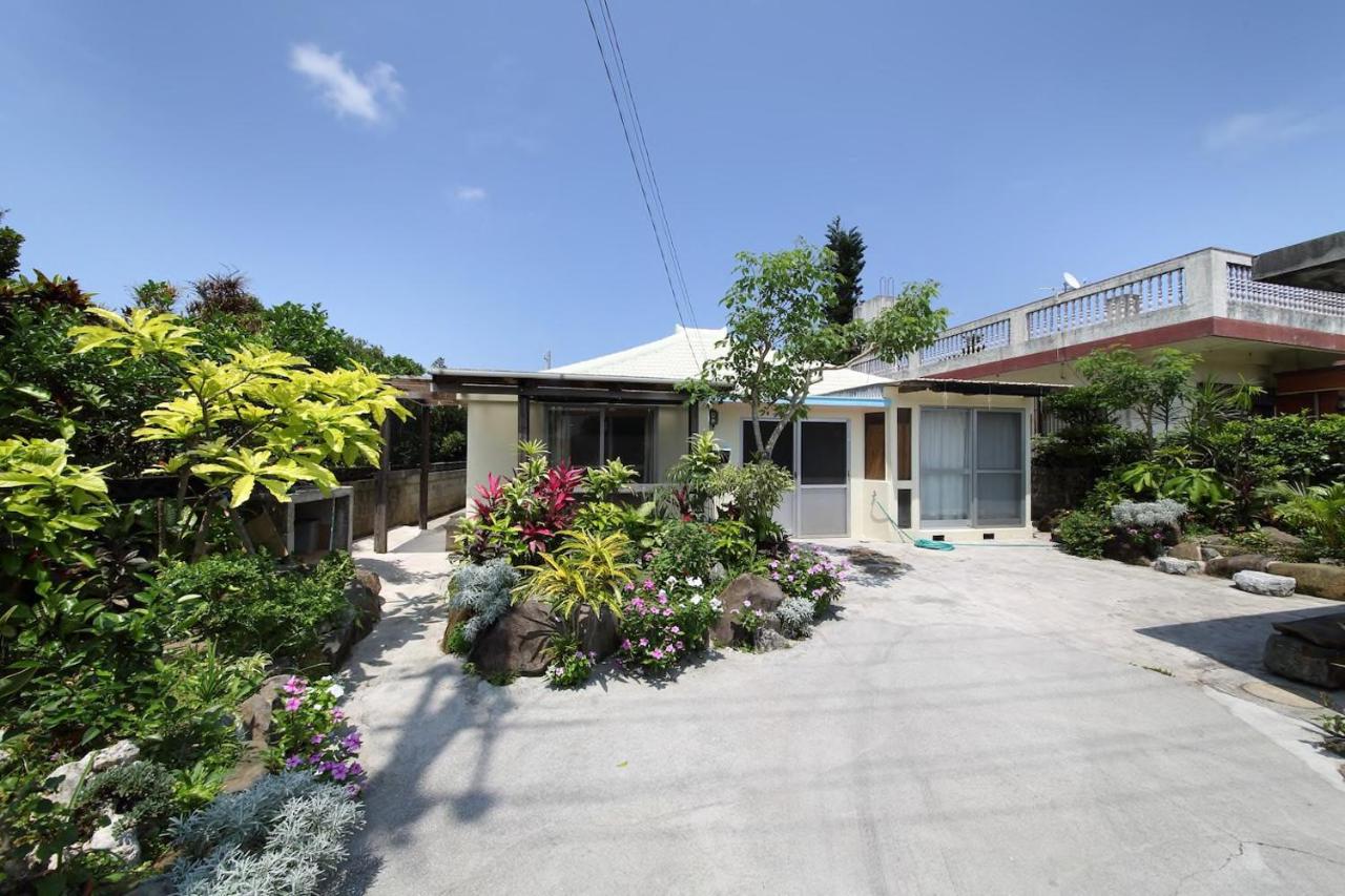 Kume Azuma Villa - B&B