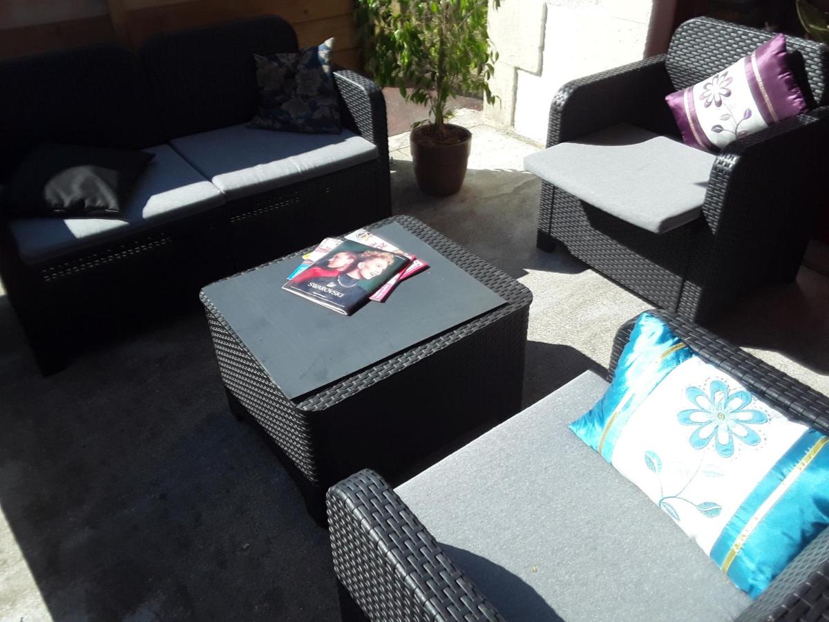 Hotel Le Commerce - B&B Neuville