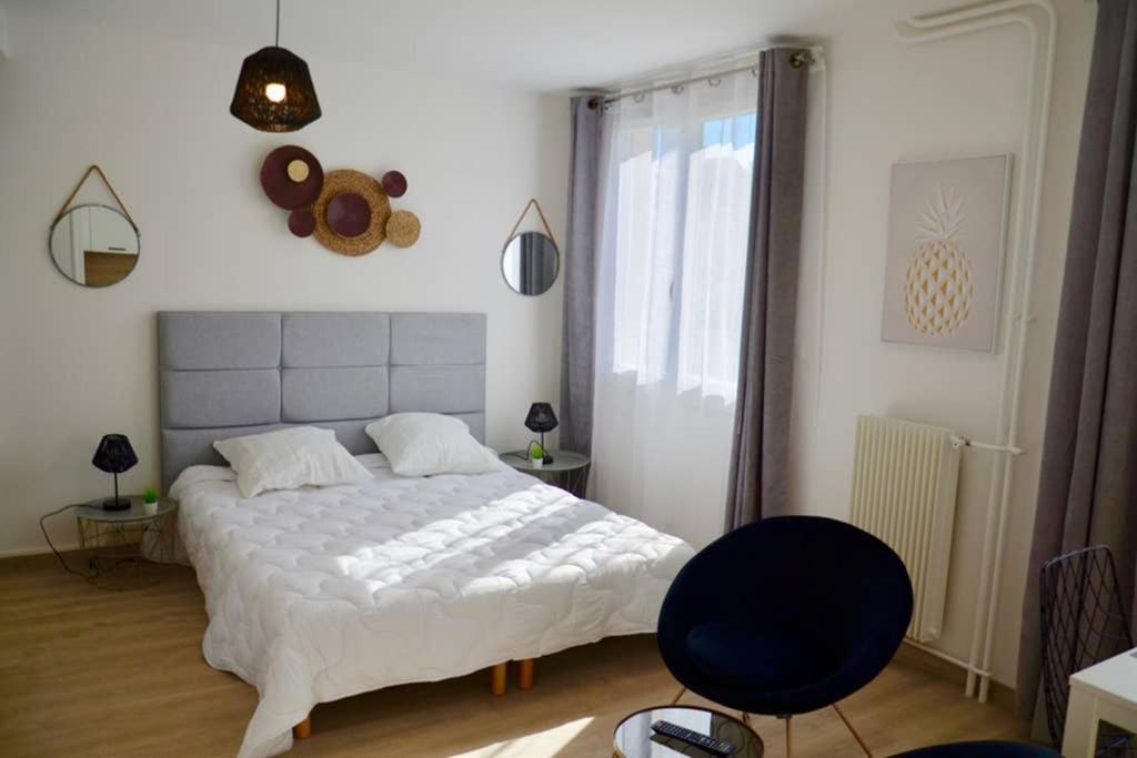 Dolmen Adrien 3 - B&B