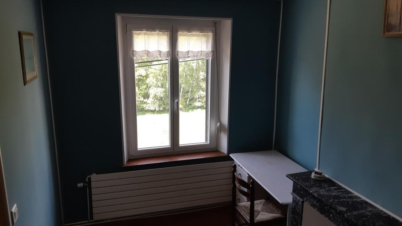 Camera Piccola Doppia con Letti Singoli