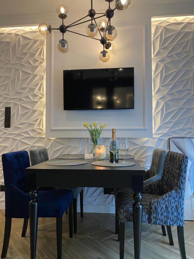 Family & Business Sauna Apartments No 6 Leśny nad Zalewem Cedzyna - 1 Bedroom with Private Sauna, Terrace, Parking, Catering Options - Bed and Breakfast Kielce