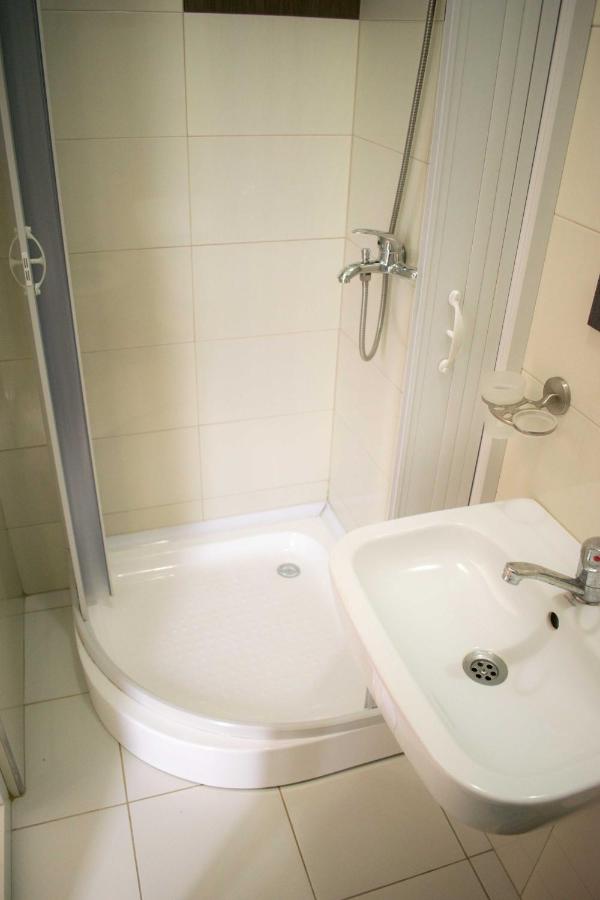 pensiunea vanesa - B&B