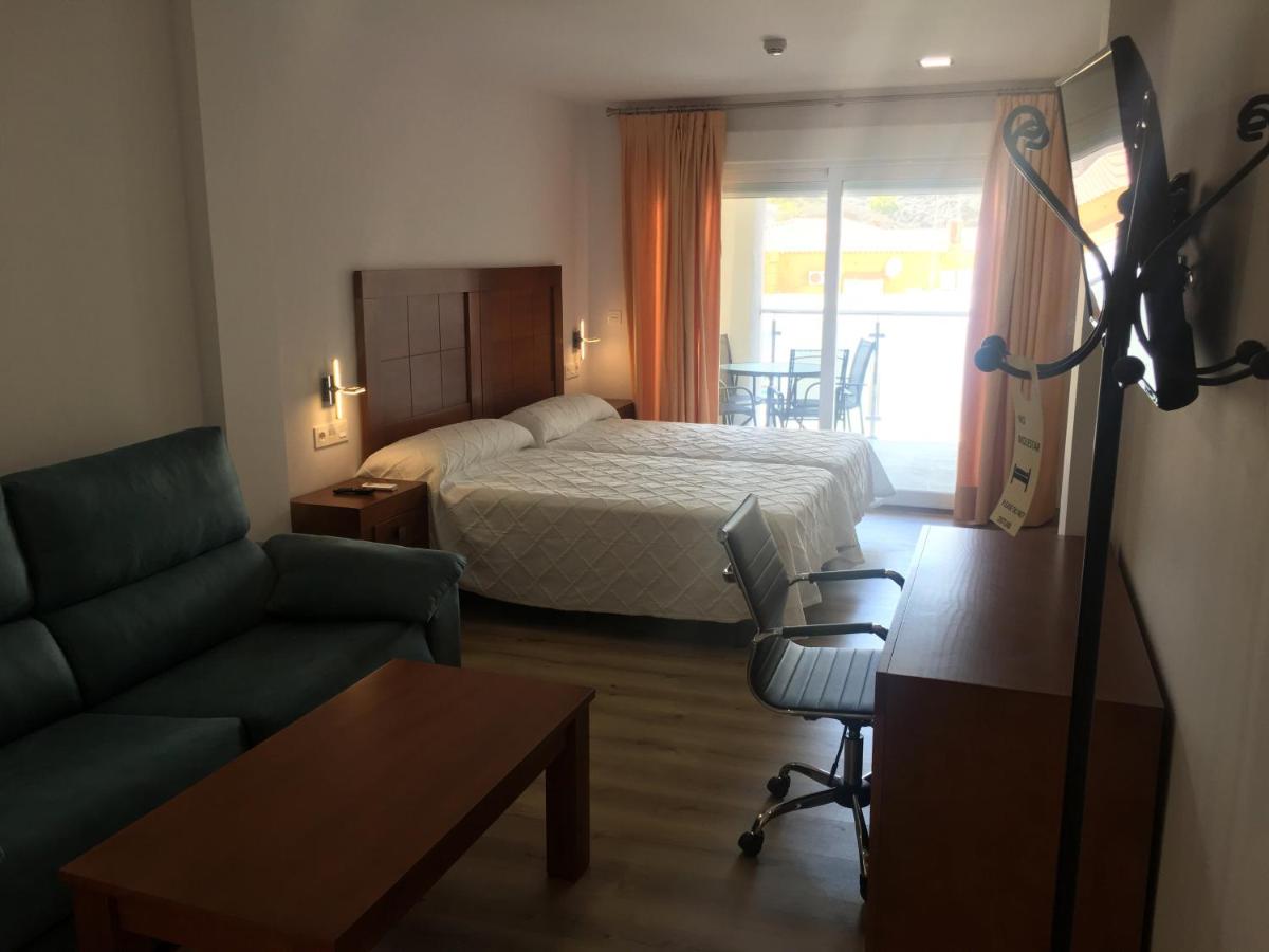 Twin Room with Terrace