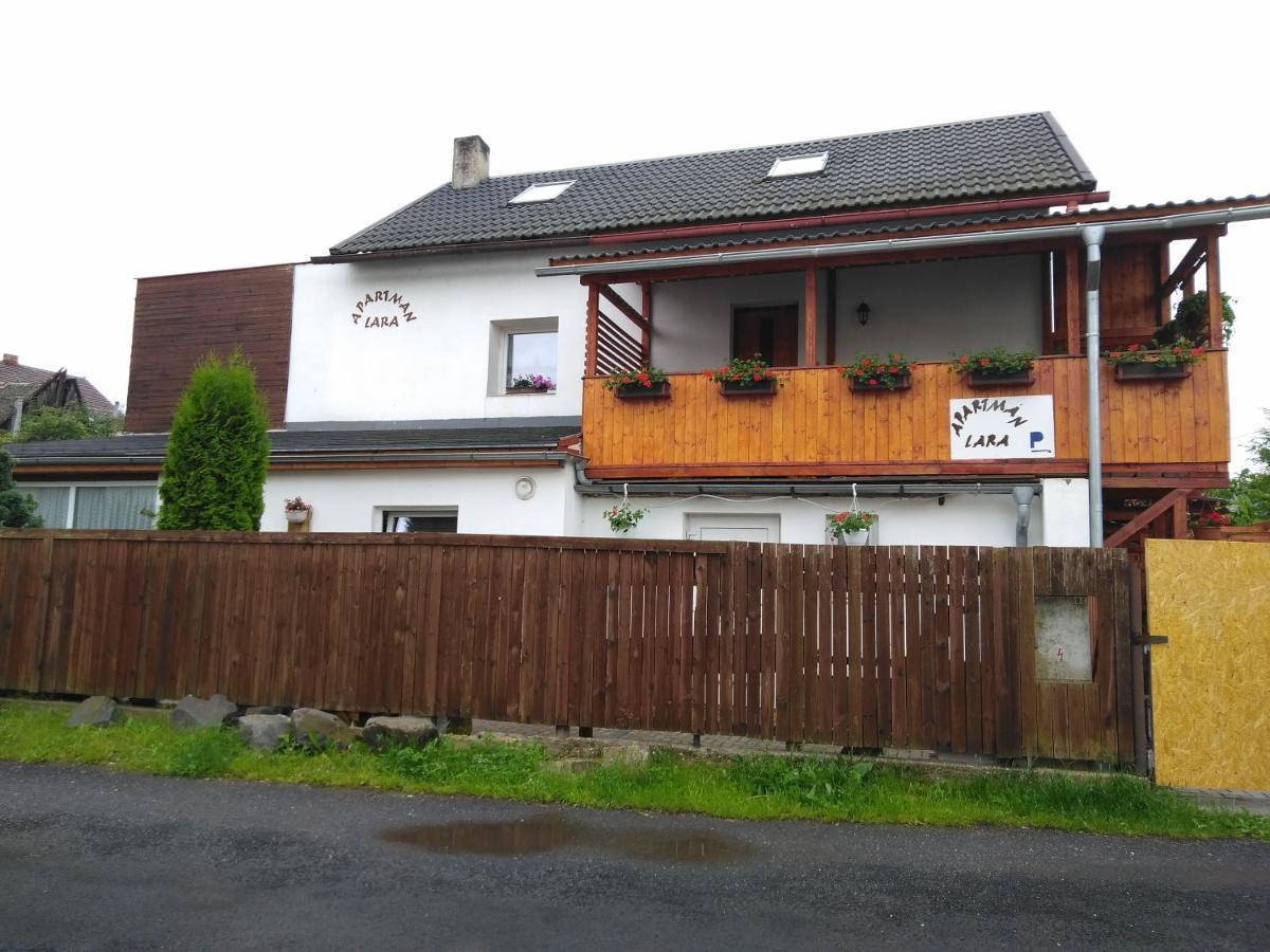 B&B Tetschen - apartman.lara - Bed and Breakfast Tetschen