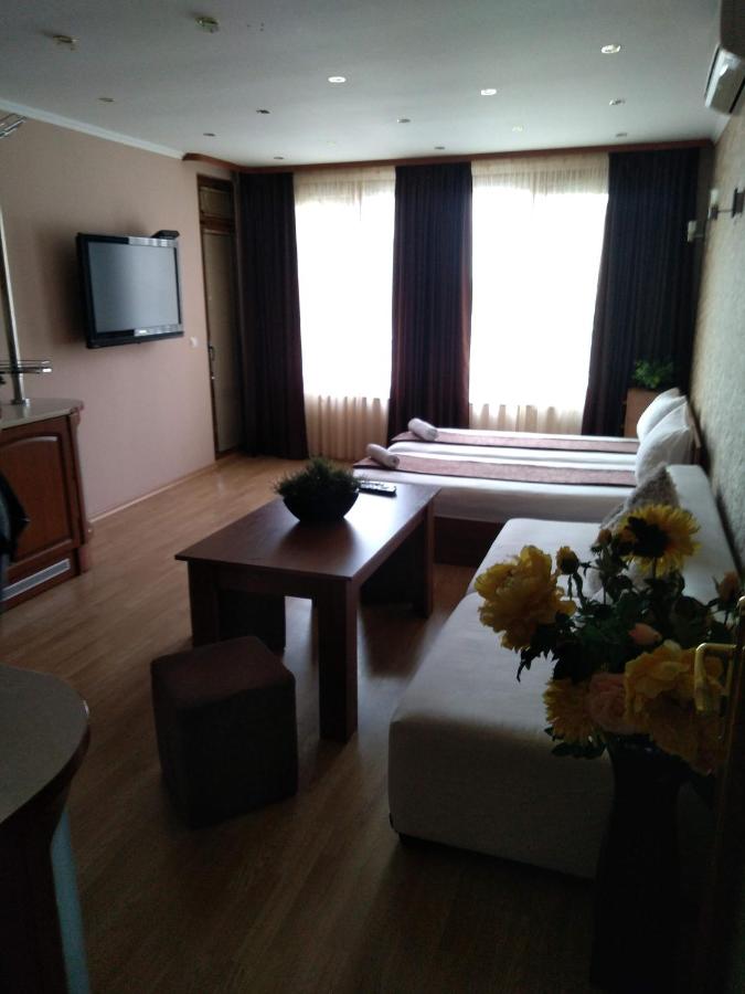 B&B Pomorie - Тристаен апартамент Поморие - Bed and Breakfast Pomorie