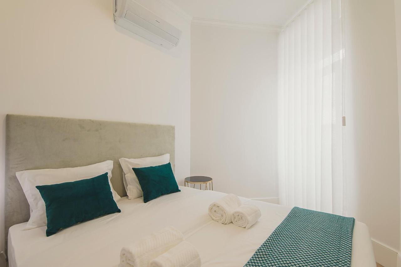 Apartment mit Balkon