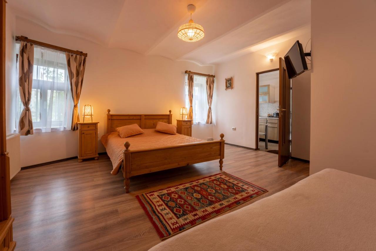 Gloria Apartments - Bed and Breakfast