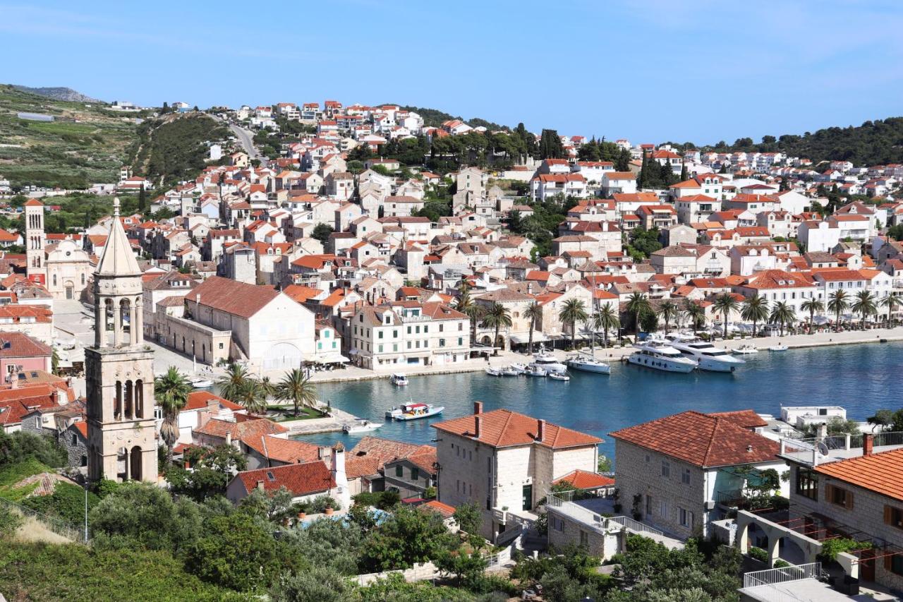 Apartamento con 1 dormitorio - Ático