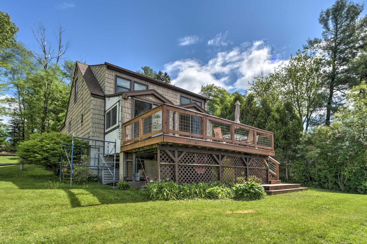 B&B Hinsdale - Picturesque Cottage with Sunroom on Ashmere Lake! - Bed and Breakfast Hinsdale