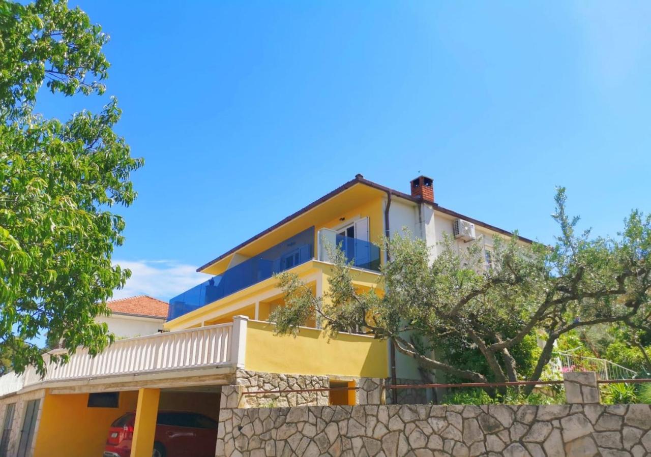 B&B Jelsa - Jelsa View Apartments - Bed and Breakfast Jelsa