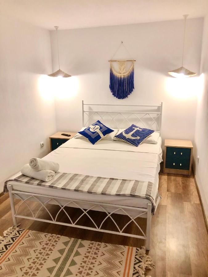 Standard Double Room with Shared Bathroom