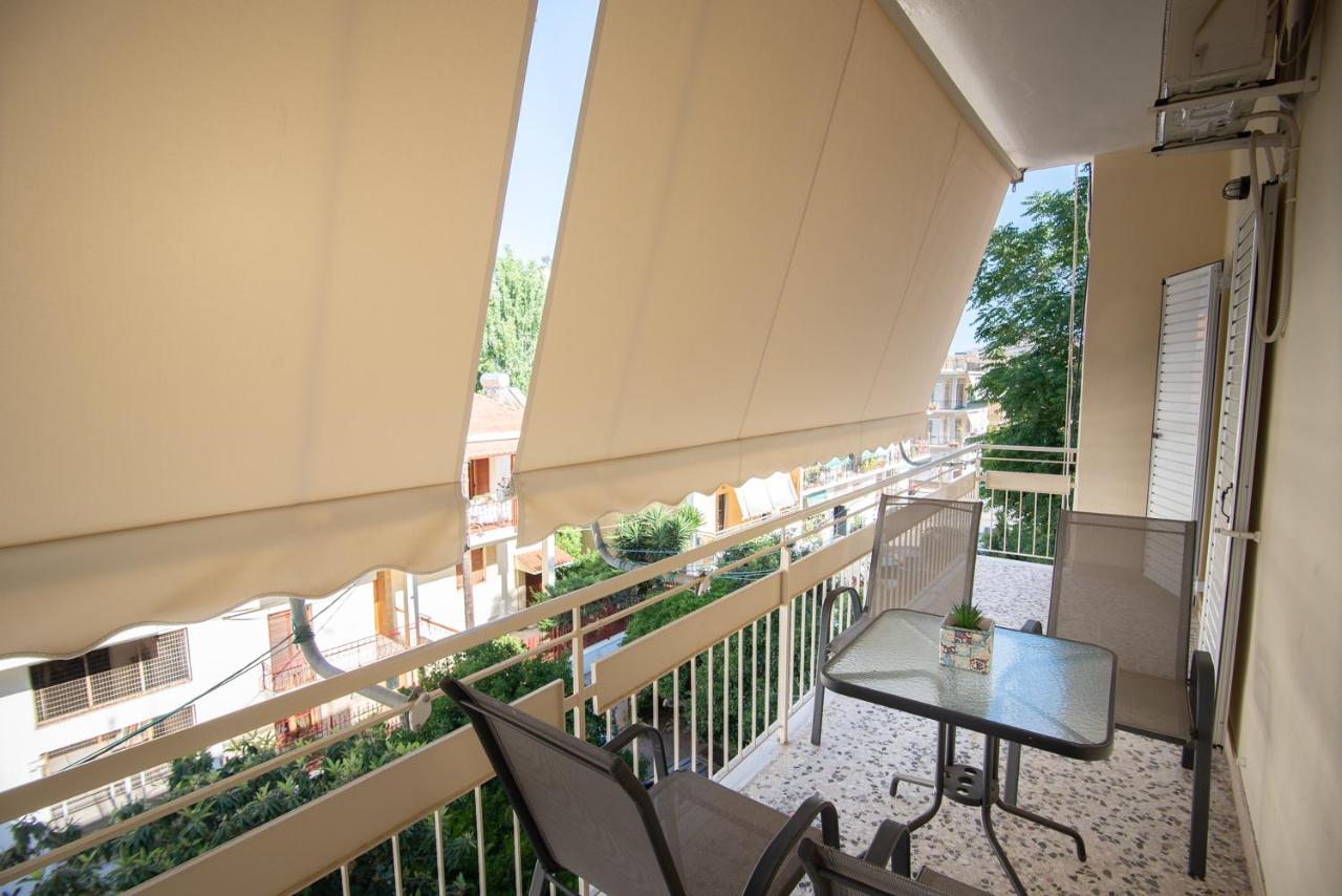 Emerald 110m2 entire floor apt steps to city’s heart - B&B