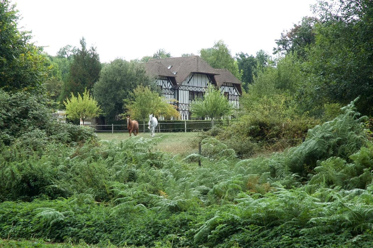 Le Pommier Doux, maison d'hôte du Domaine du Château d'Argeronne - B&B
