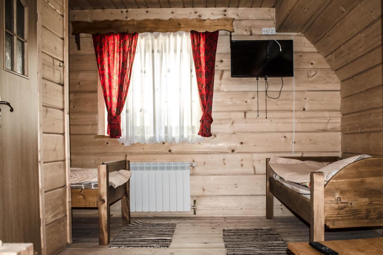 Quadruple Room with Private Bathroom