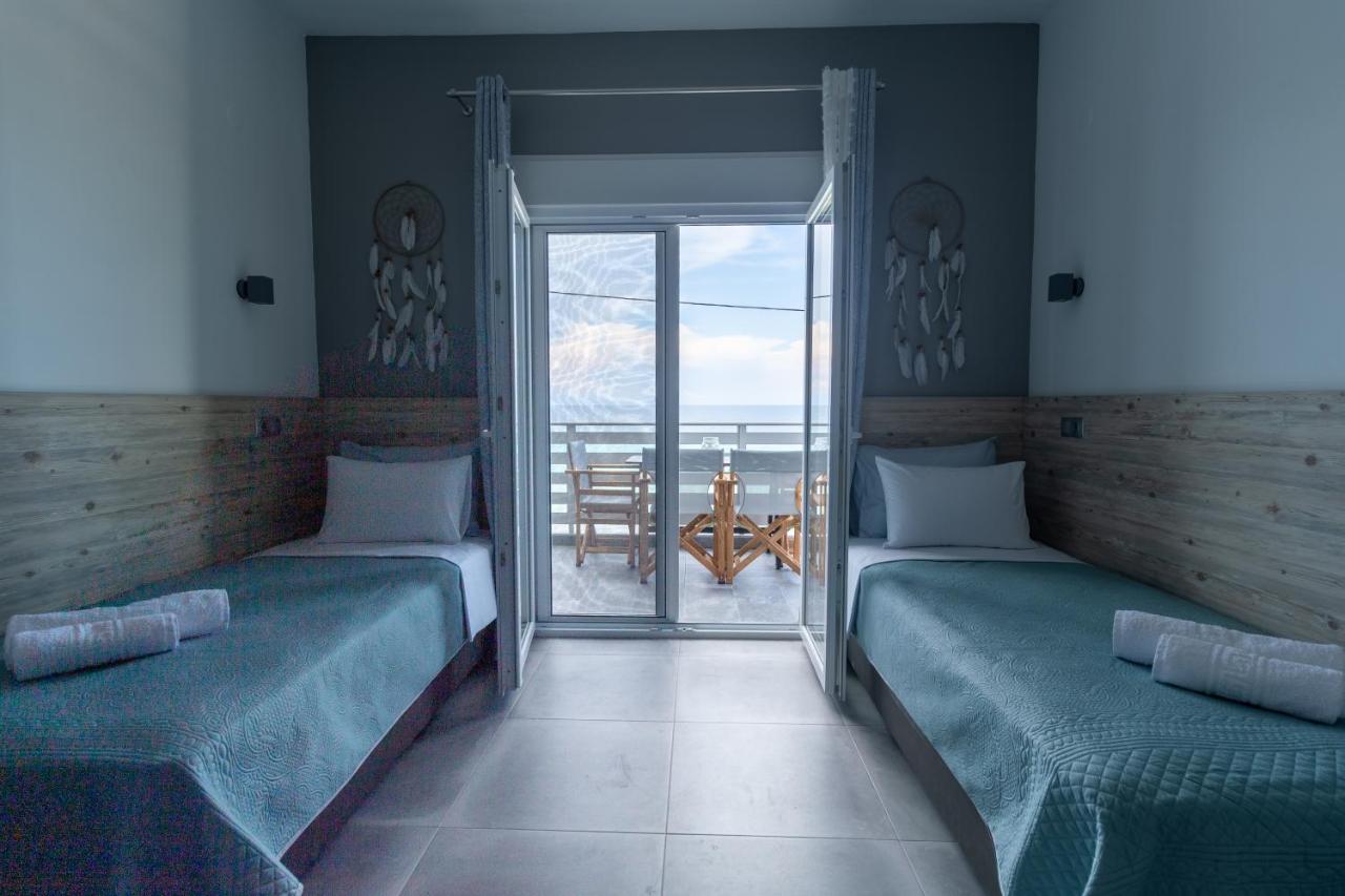 Golden Seaside 2 - B&B Néa Róda