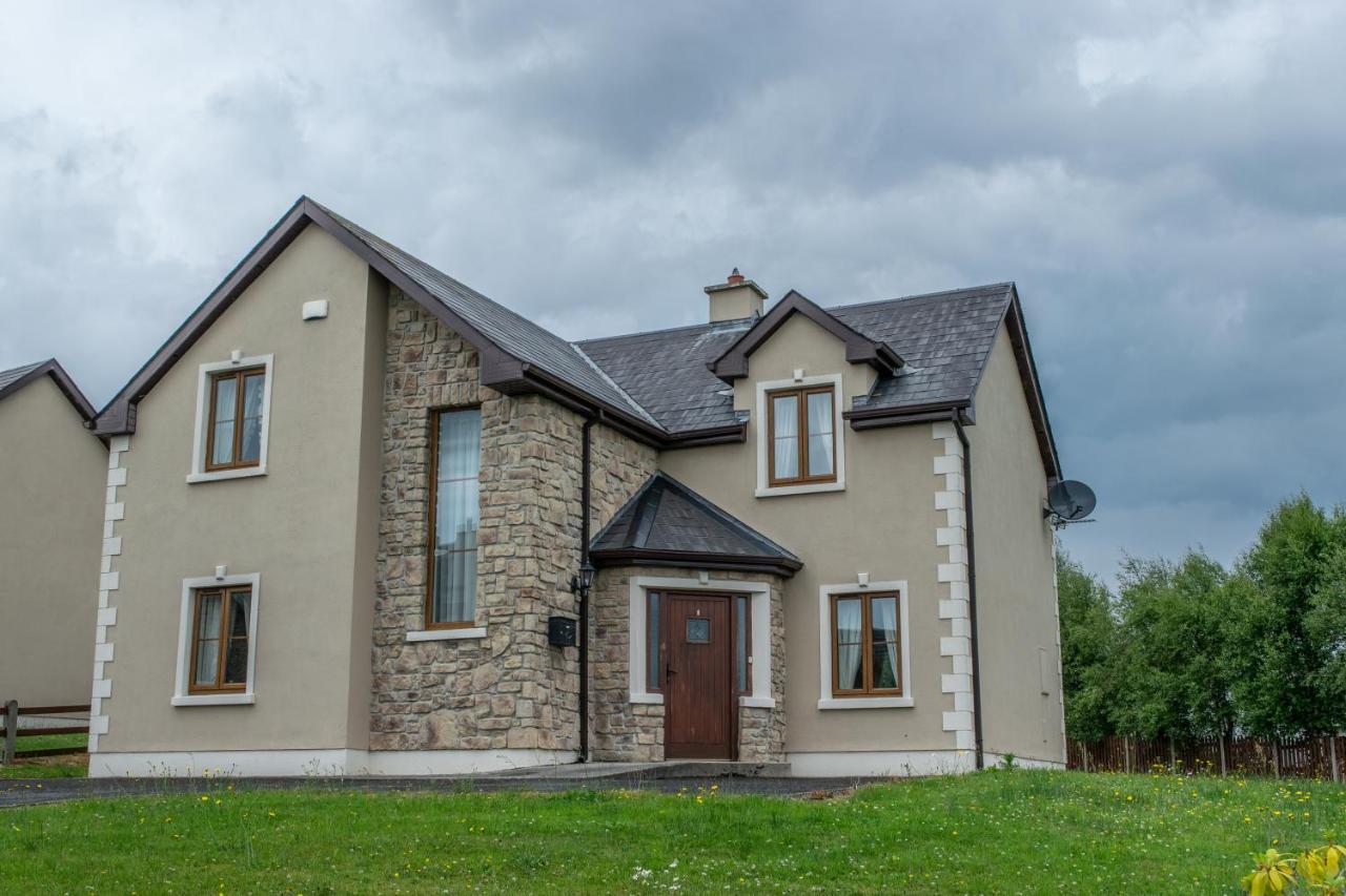 no 4 Cnoc Na Si Dublin Road - Ferienwohnung Castlecarra