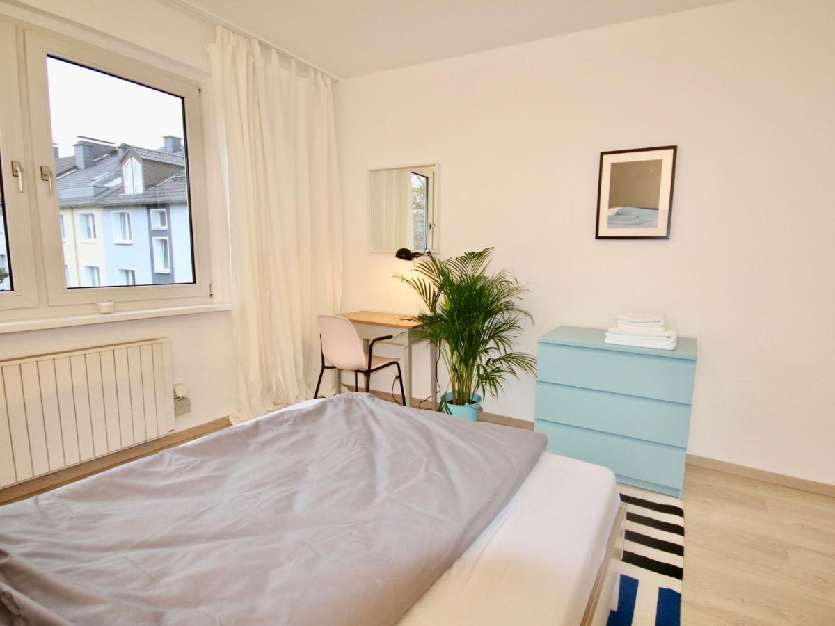 One-Bedroom Apartment with Balcony