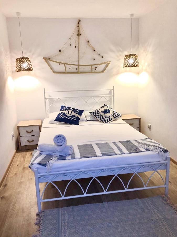 Double Room with Shared Toilet