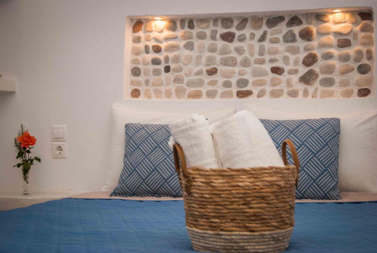 B&B Angidia - PERIVOLI 4-CHORA(5min away from the center by car) - Bed and Breakfast Angidia