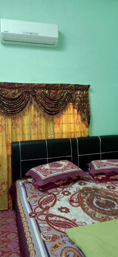 Chambre Familiale avec Salle de Bains
