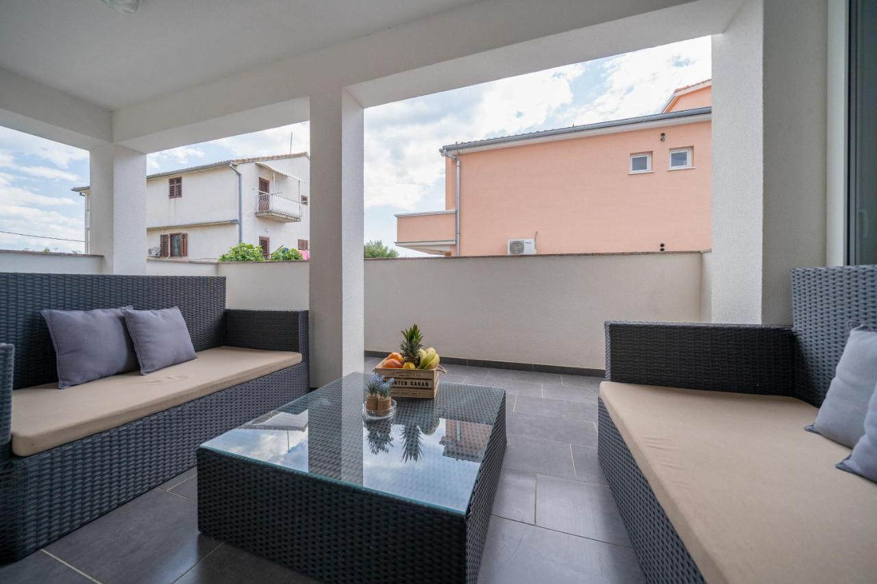Holiday Apartments Amarilis - Ferienwohnung Pakostane