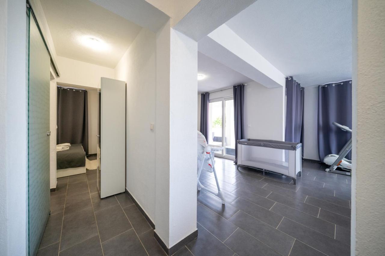 Apartment mit Terrasse