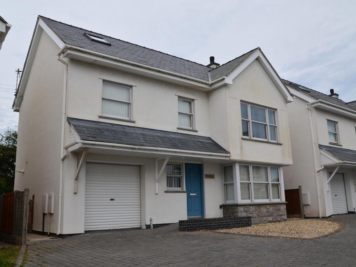 B&B Holyhead - Dolphin - Bed and Breakfast Holyhead