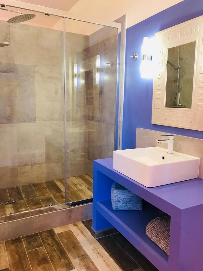 Camera Deluxe (2 Adulti + 1 Bambino)