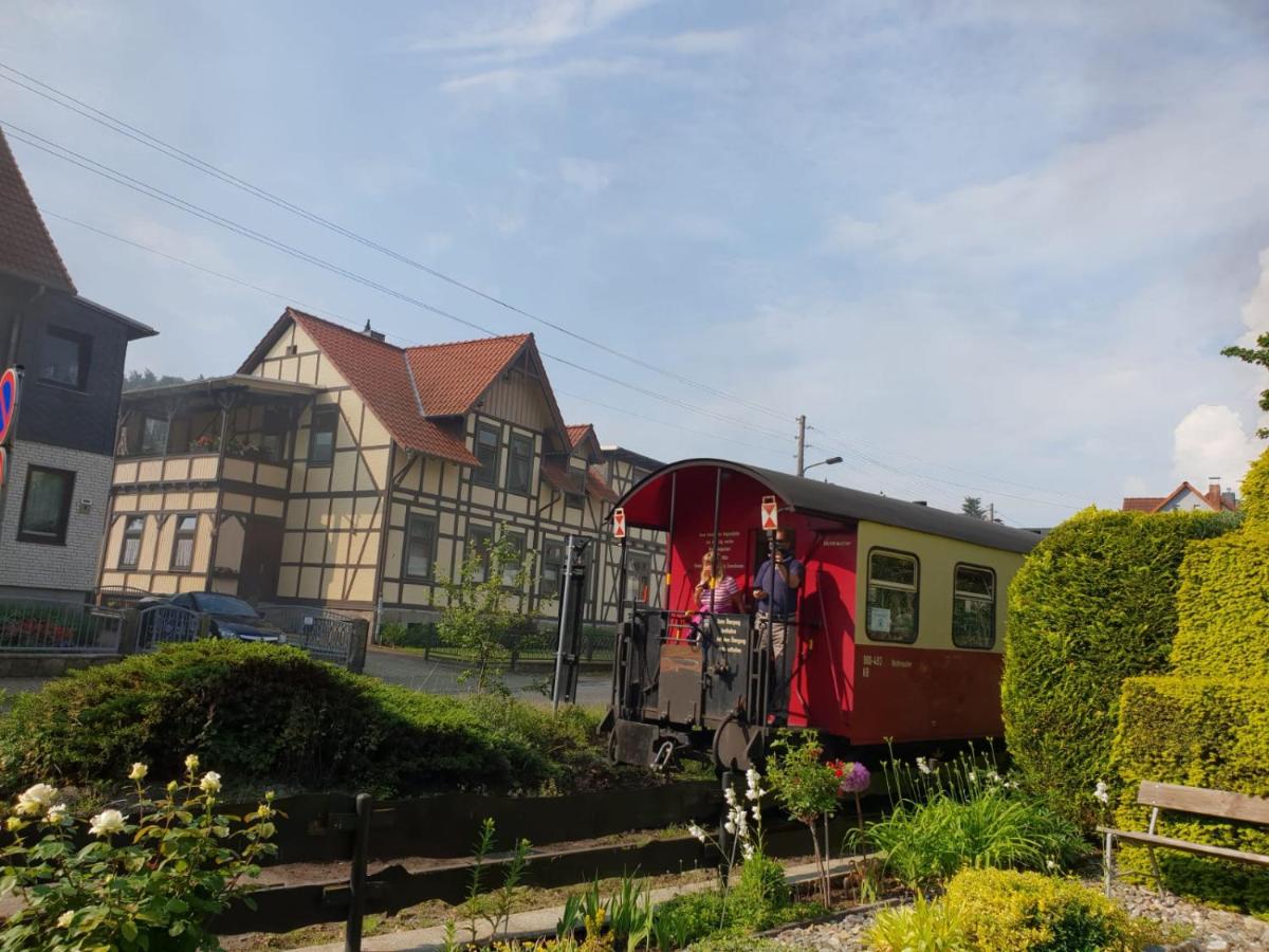 B&B Wernigerode - Zur Brockenbahn - Bed and Breakfast Wernigerode