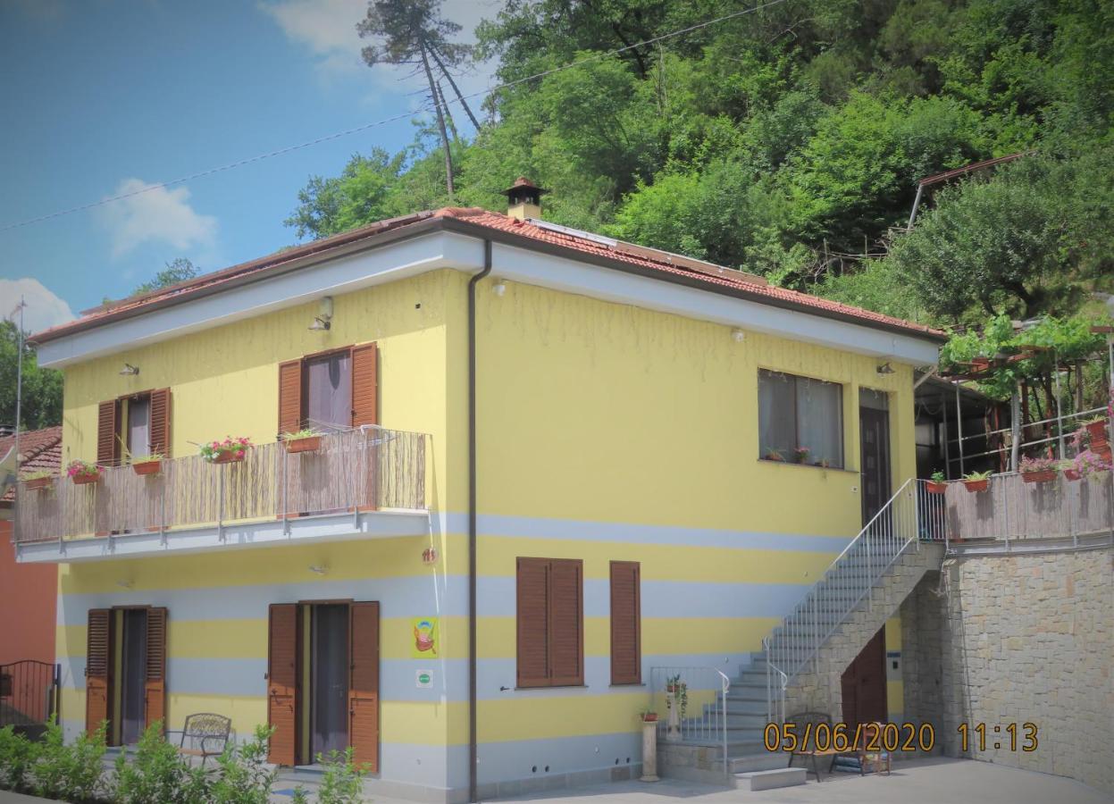 B&B Vezzano Ligure - AMICI Holiday B&B di Bielak Aneta Izabela - Bed and Breakfast Vezzano Ligure