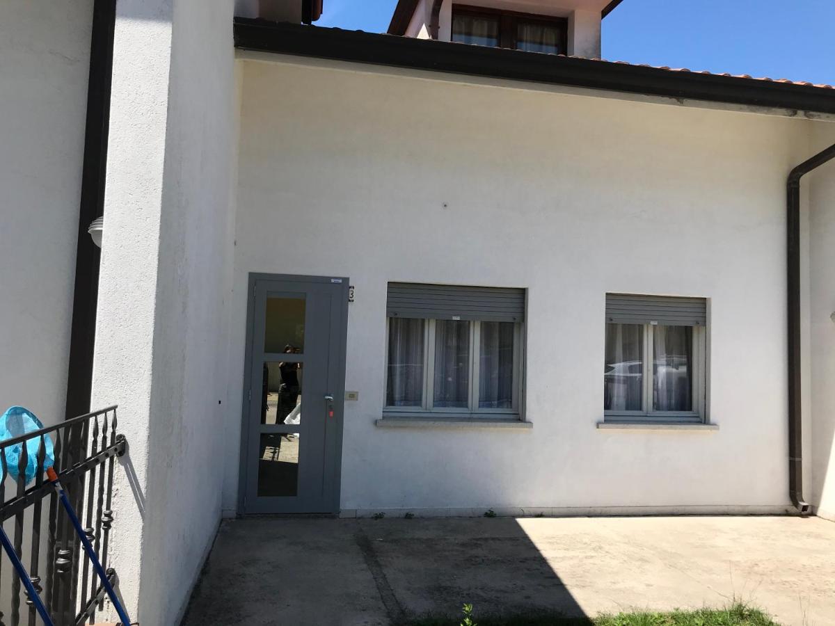VILLINI OASI - CASETTA VICINO AL MARE CON scoperto esclusivo DA COLLA - Chambres d'hôtes Lido di Jesolo