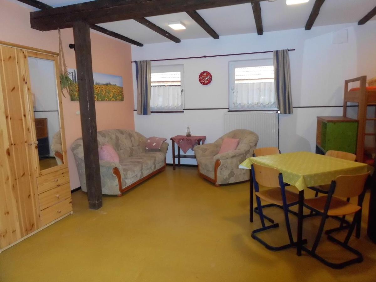 Das Haus mit der roten Telefonzelle - Chambres d’hôtes Apen