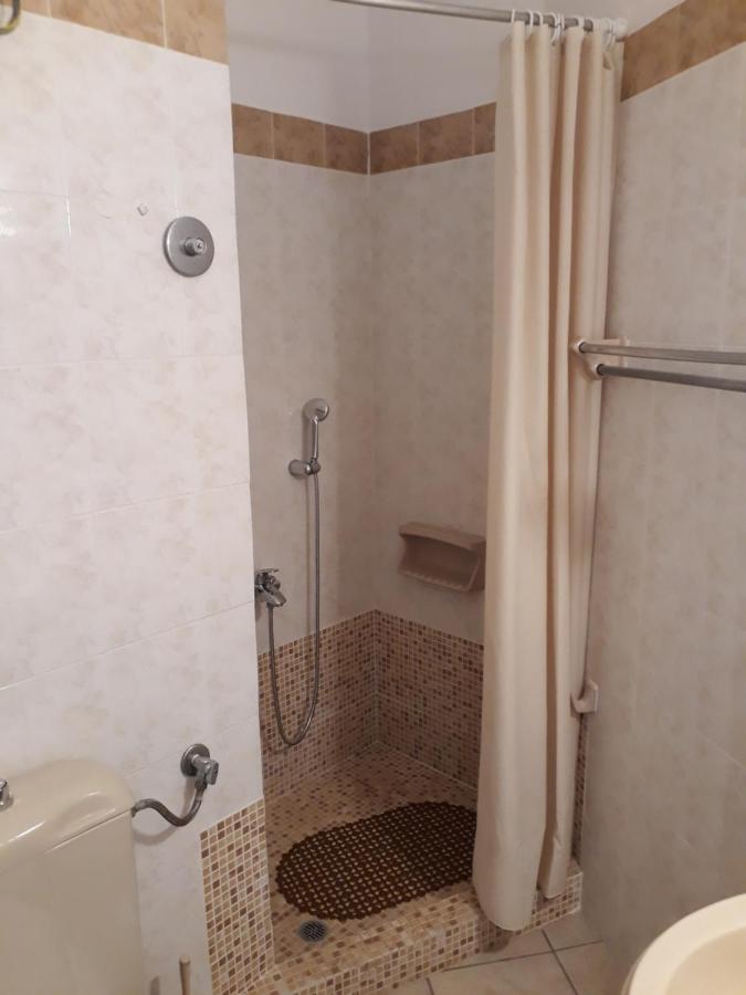 Monolocale Standard con Divano Letto