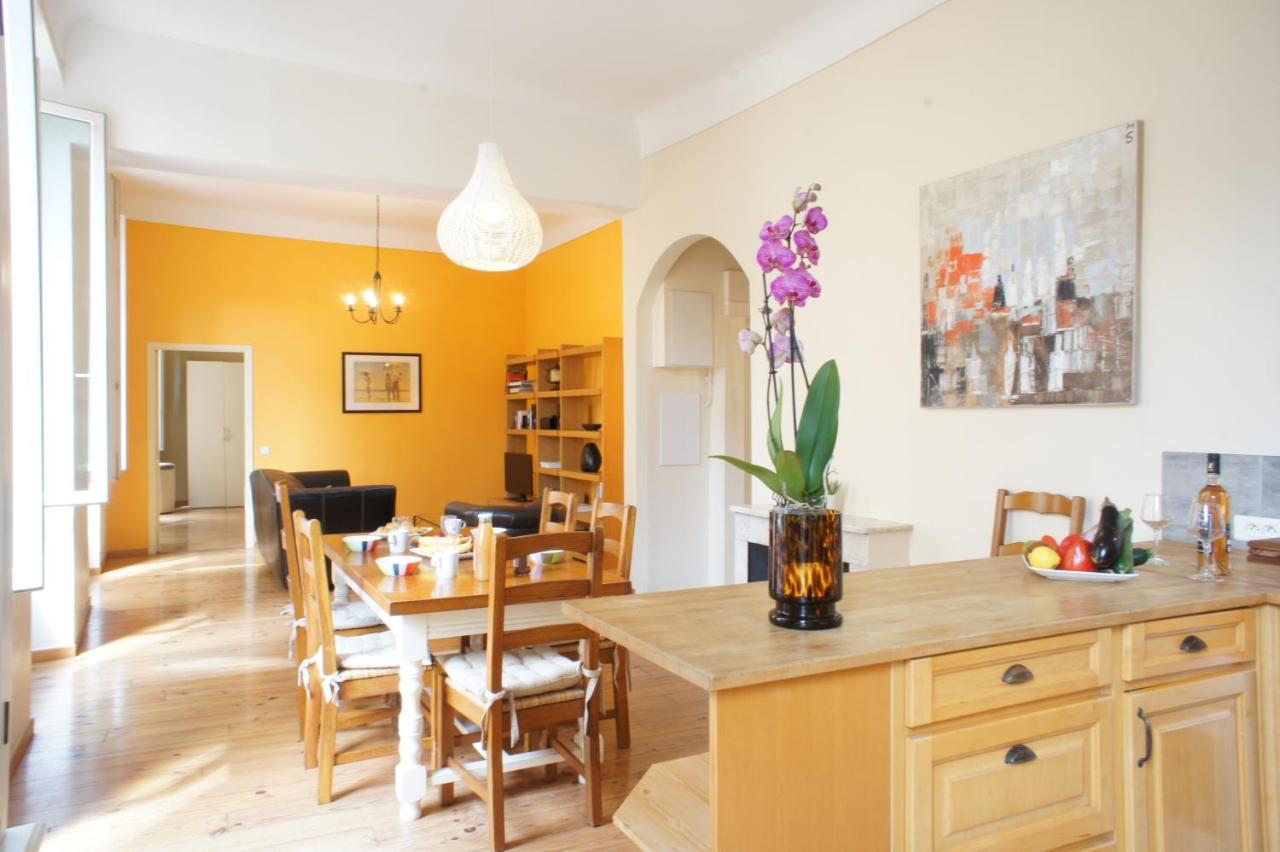 Ze Perfect Place - Spacieux appartement - Cours Saleya - 2 CHB - 2 SDB - AC - B&B Nizza