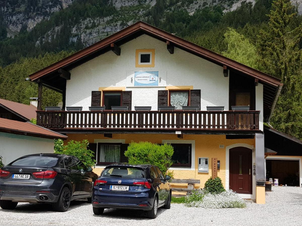 Landhaus Alpenblick - B&B Leutasch