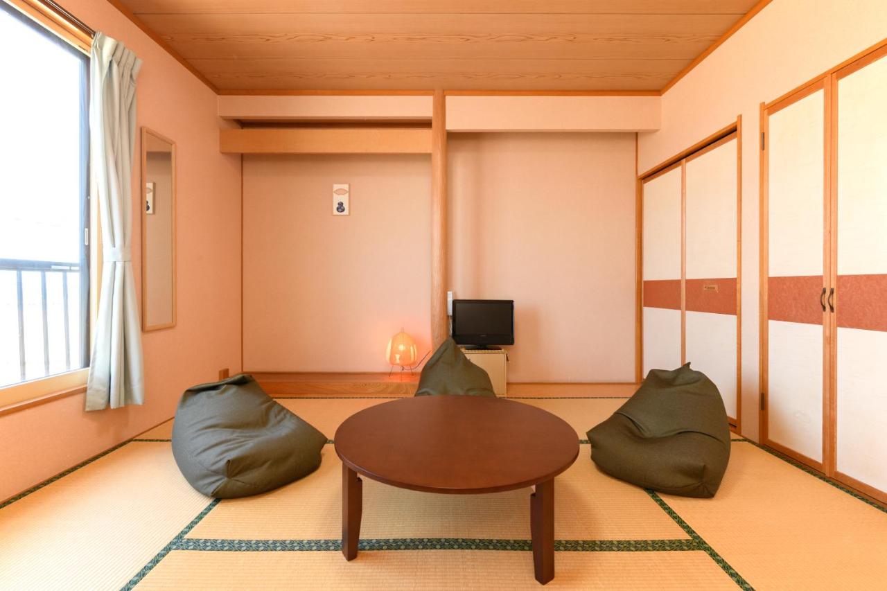 Japanese-Style Quadruple Room