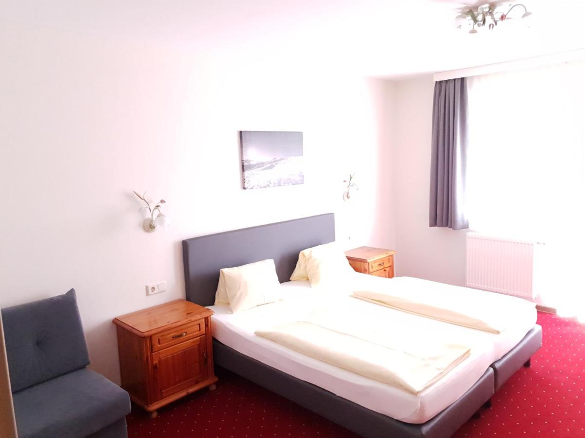 Appartamento con 2 Camere da Letto e Balcone