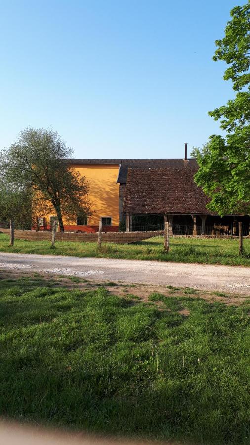la maison du potier proche de Guedelon - B&B