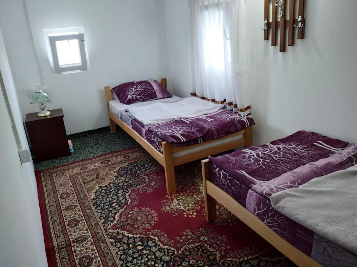 Twin Room with Mountain View