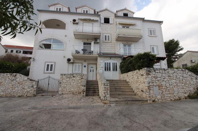 Studio Mali Raj - B&B Supetar