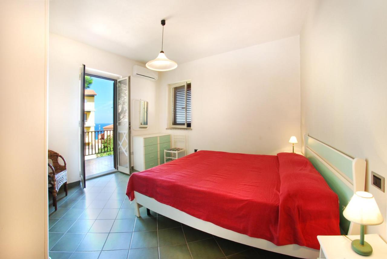 One-Bedroom Apartment (4 Adults)