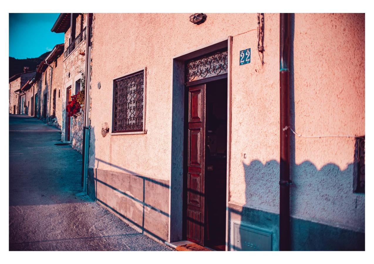 La Casa Sul Fiordo Lago del Turano - B&B