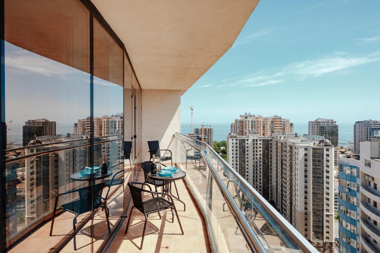 Grey Apartment in Arcadia with terrace - B&B Odessa