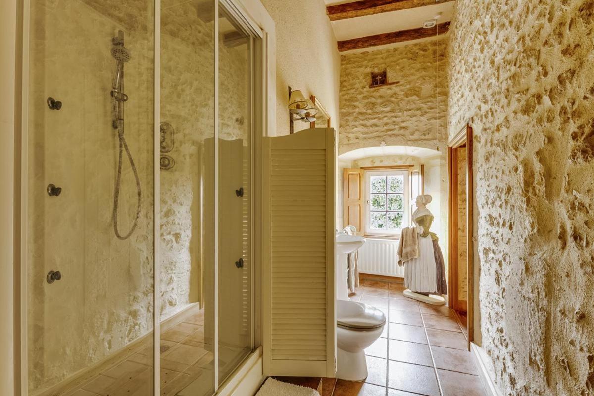 Chambre Familiale avec Douche 