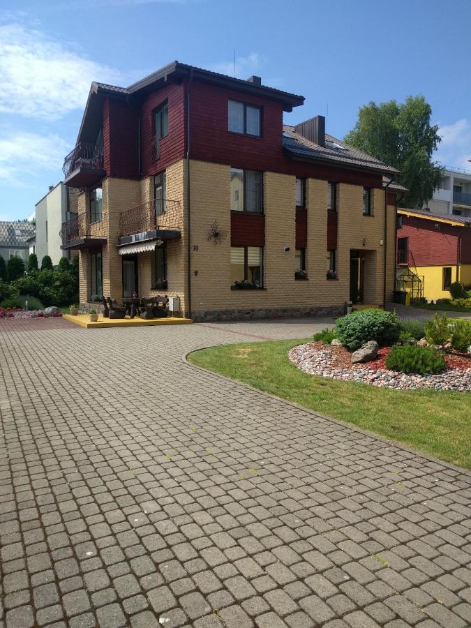 Drugys - B&B
