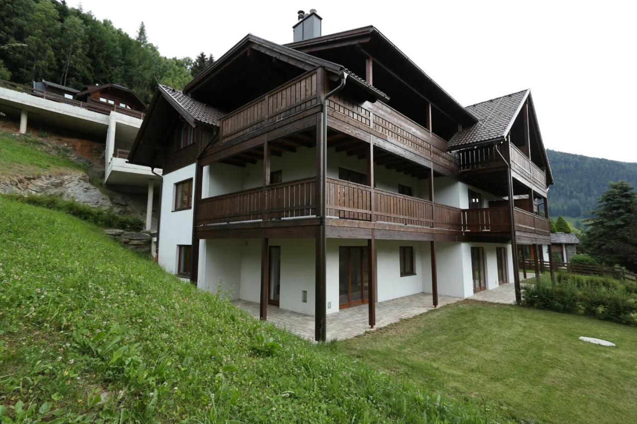 Family Apartment HIRSCH - Bed and Breakfast
