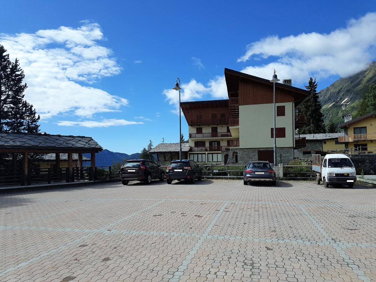 Appartamento vista montagna - Chambres d’hôtes Champoluc-Champlan
